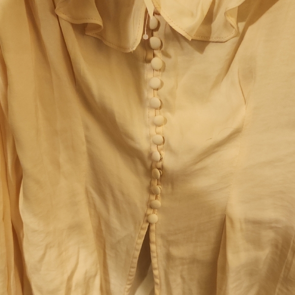 Urban Outfitters Cream Off-Shoulder Blouse - Picture 4 of 6